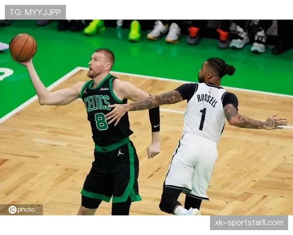 拉塞尔防守统治力重塑绿军体系，对比当代中锋凸显护框差异